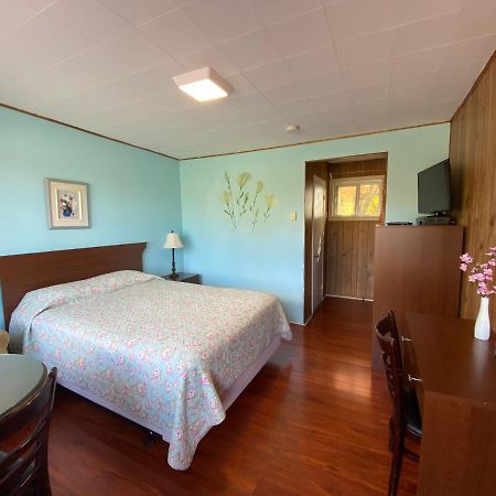 Motel Des Erables Coteau-du-Lac Екстер'єр фото