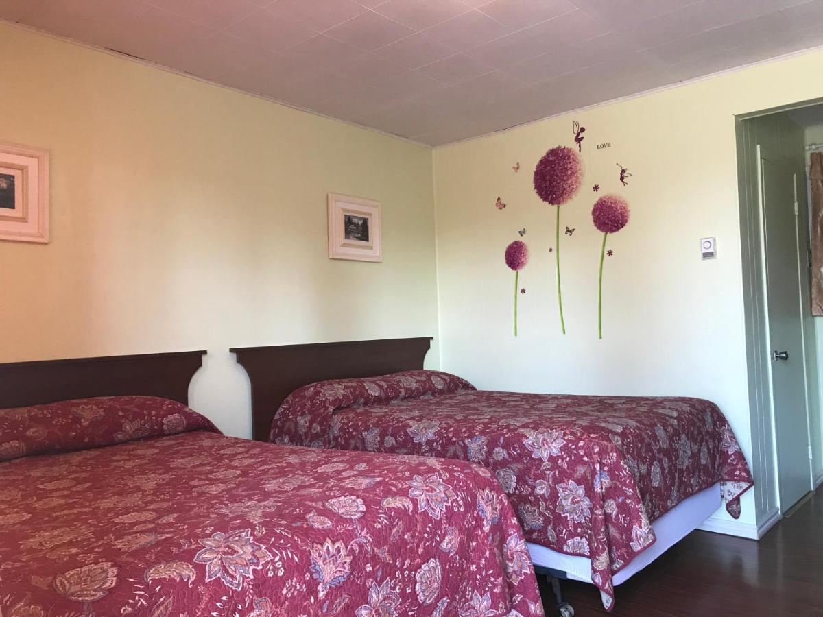 Motel Des Erables Coteau-du-Lac Екстер'єр фото