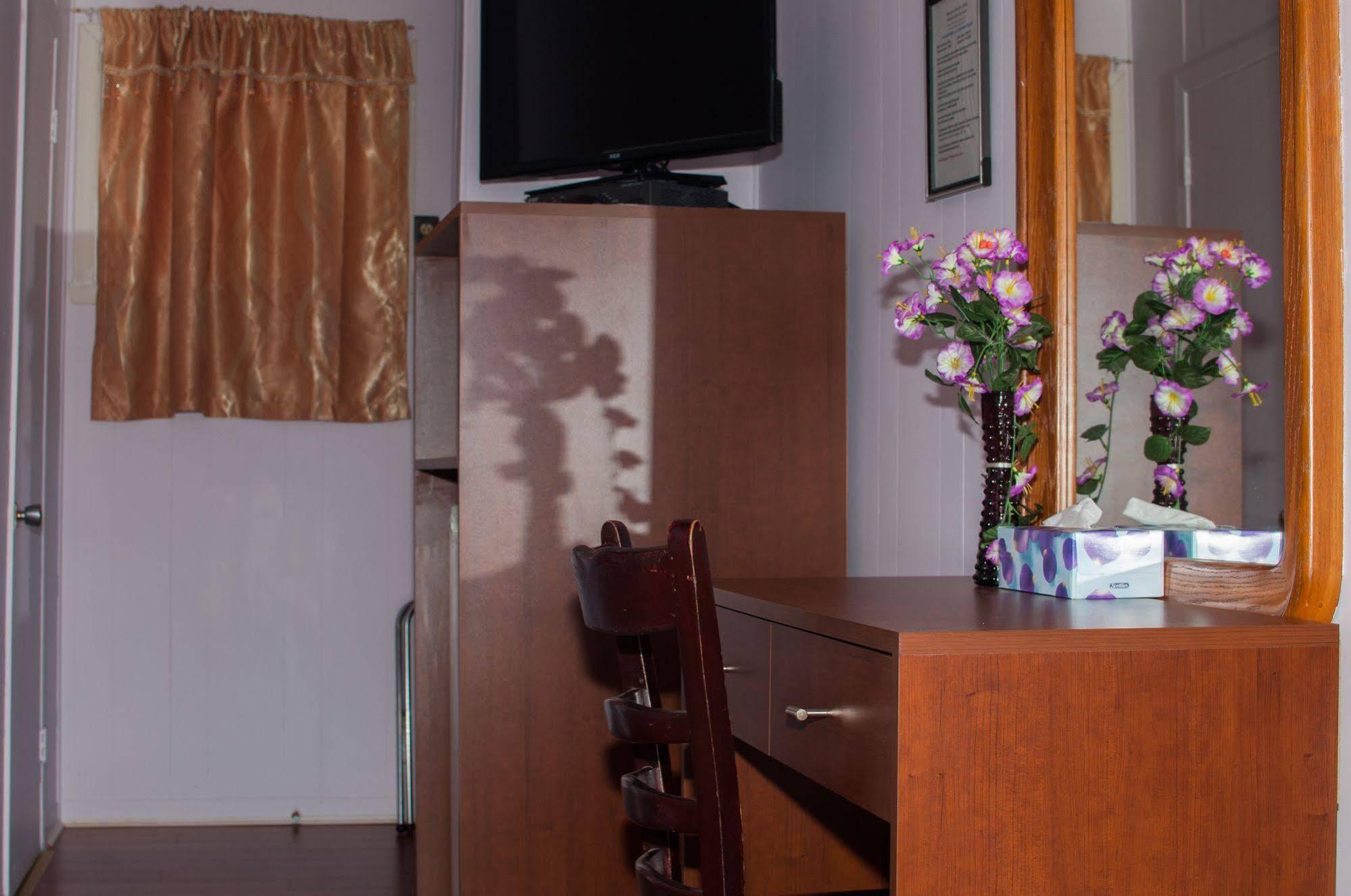 Motel Des Erables Coteau-du-Lac Екстер'єр фото