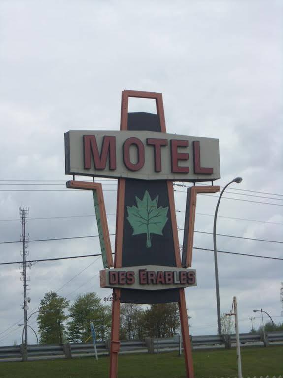 Motel Des Erables Coteau-du-Lac Екстер'єр фото