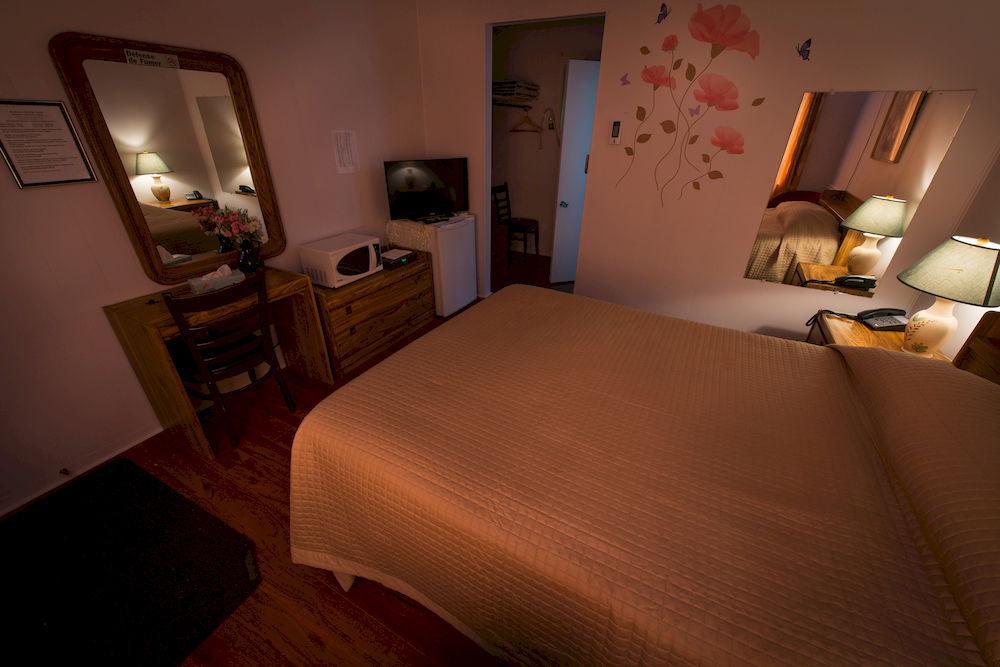 Motel Des Erables Coteau-du-Lac Екстер'єр фото