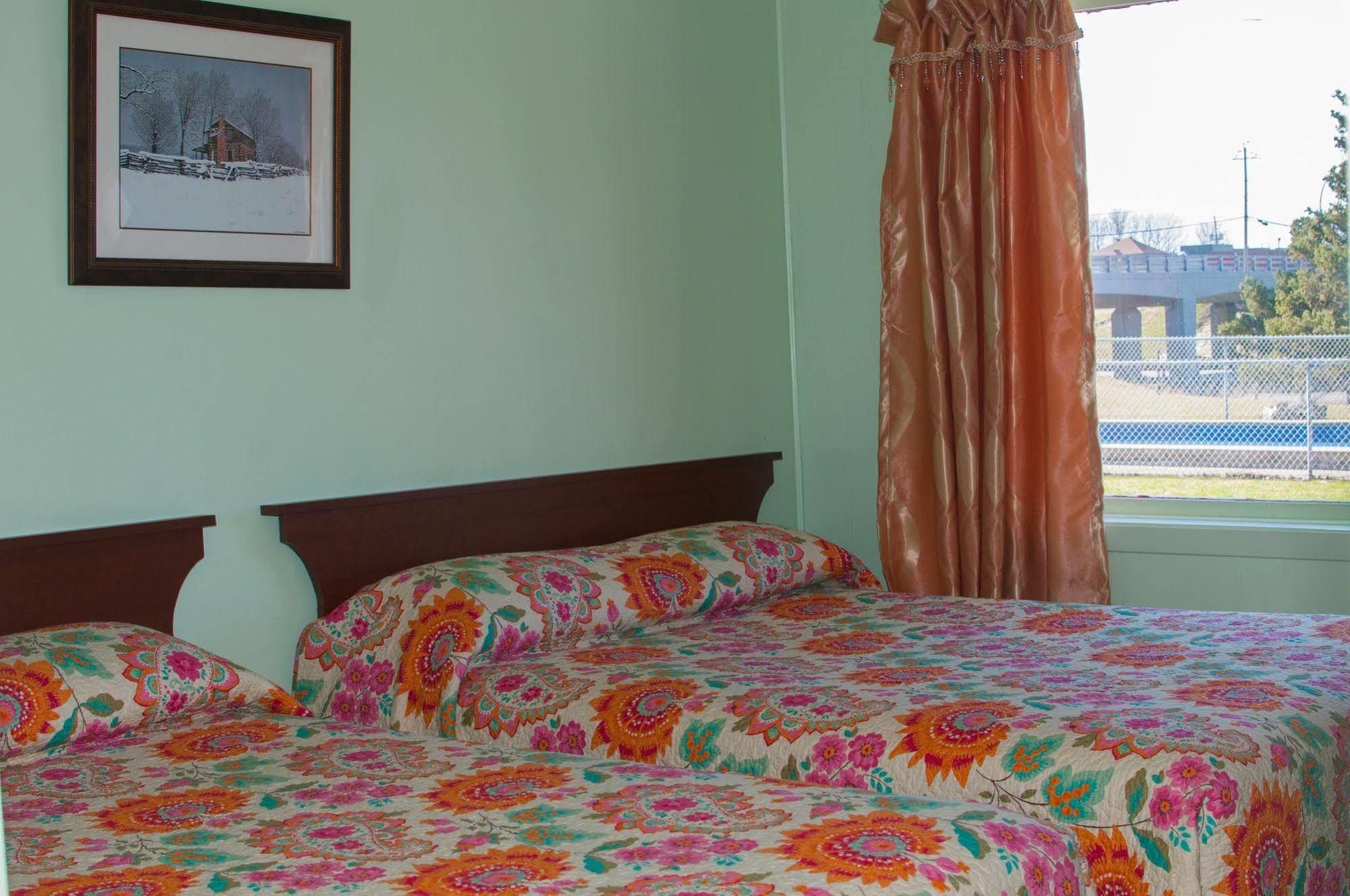 Motel Des Erables Coteau-du-Lac Екстер'єр фото